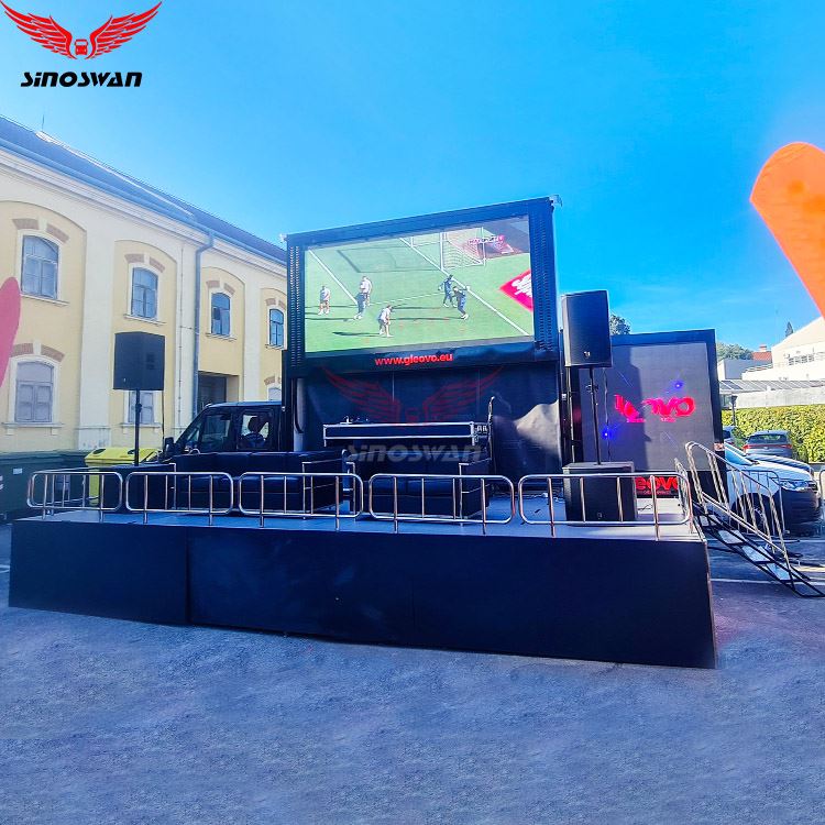Outdoor Retail Promotion Roadshow Truck